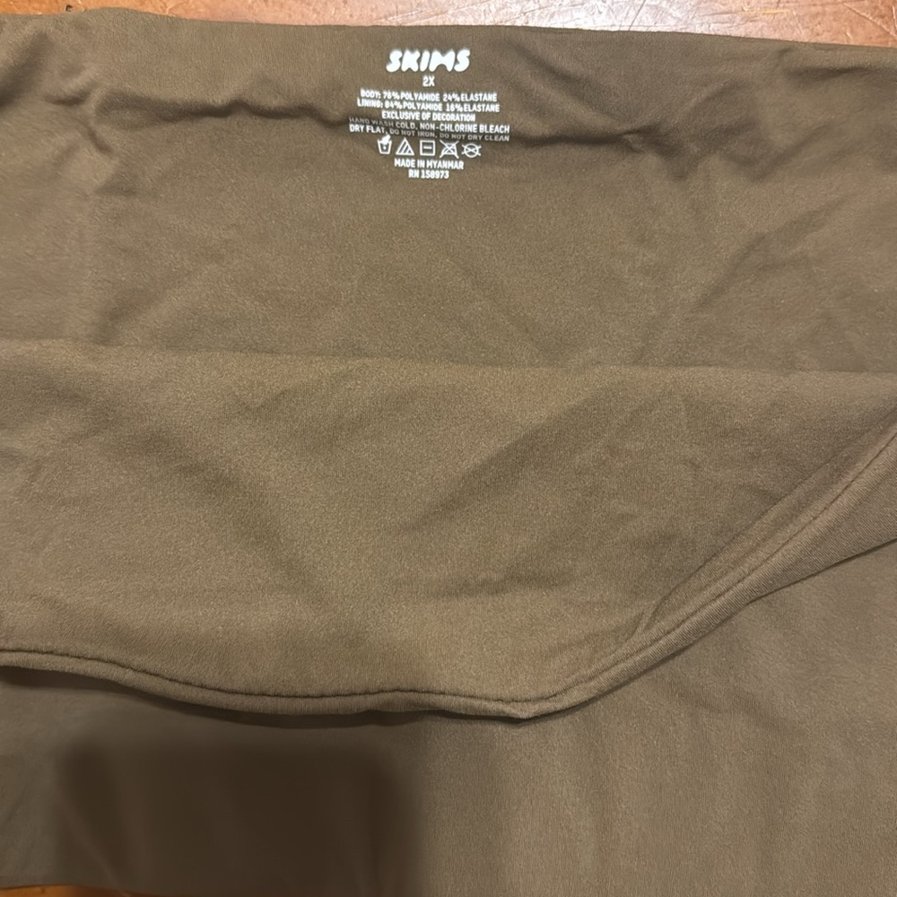Bandeau Bralette | Skims Fits Everybody | NWT | Oxide - Picture 4 of 10